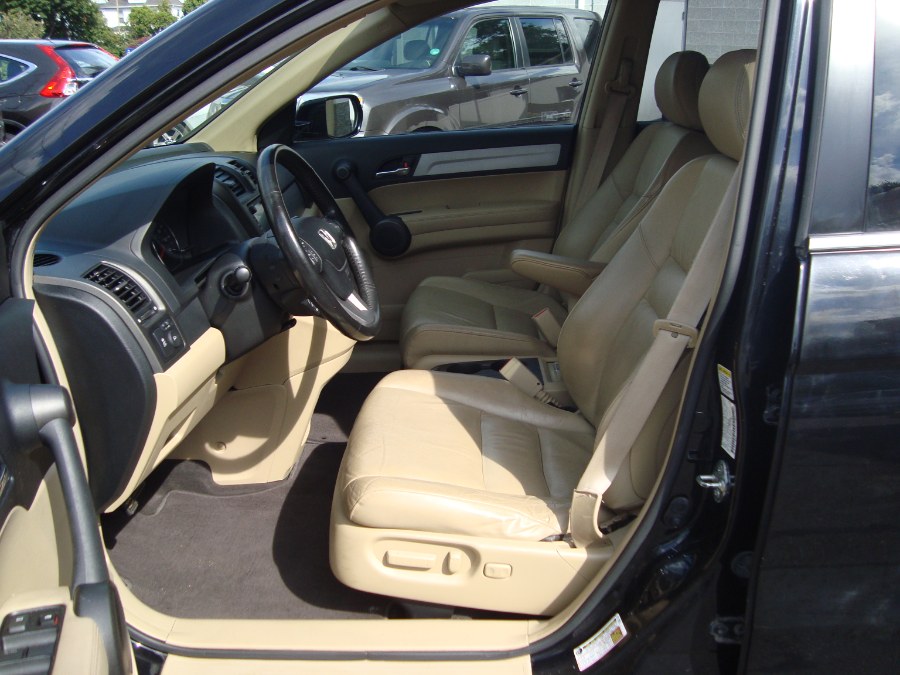 2011 Honda CR-V 4WD 5dr EX-L, available for sale in Manchester, Connecticut | Yara Motors. Manchester, Connecticut 2011 Honda CR-V 4WD 5dr EX-L, available for sale in Manchester, Connecticut | Yara Motors. Manchester, Connecticut