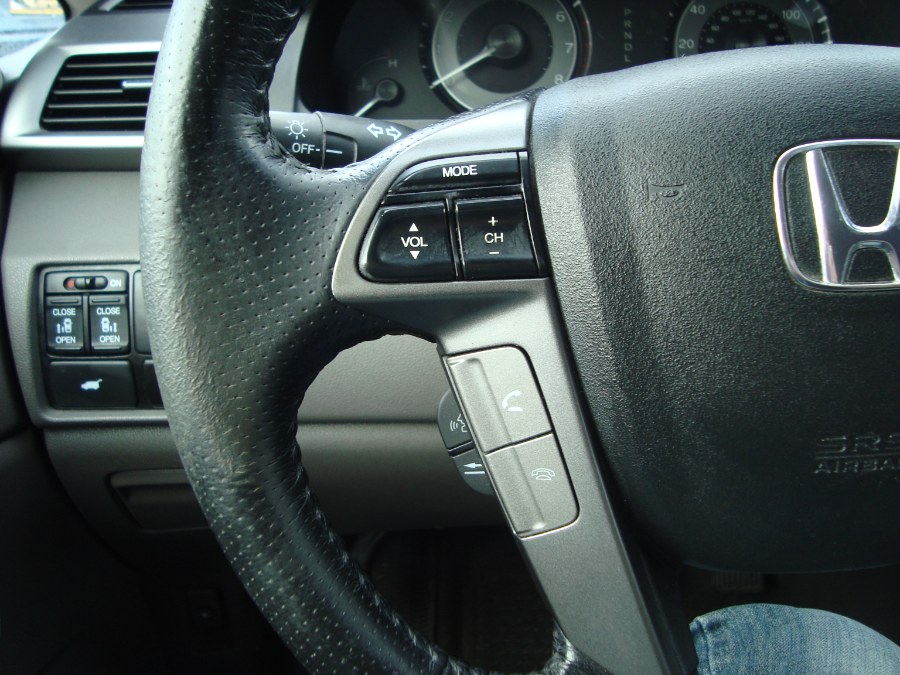 2012 Honda Odyssey 5dr EX-L, available for sale in Manchester, Connecticut | Yara Motors. Manchester, Connecticut 2012 Honda Odyssey 5dr EX-L, available for sale in Manchester, Connecticut | Yara Motors. Manchester, Connecticut