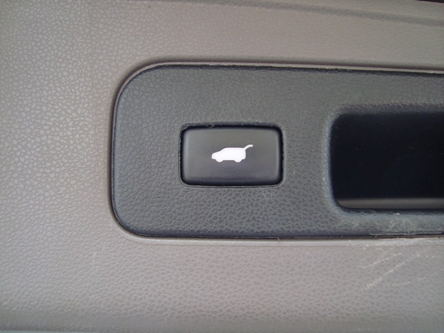 2012 Honda Odyssey 5dr EX-L, available for sale in Manchester, Connecticut | Yara Motors. Manchester, Connecticut 2012 Honda Odyssey 5dr EX-L, available for sale in Manchester, Connecticut | Yara Motors. Manchester, Connecticut