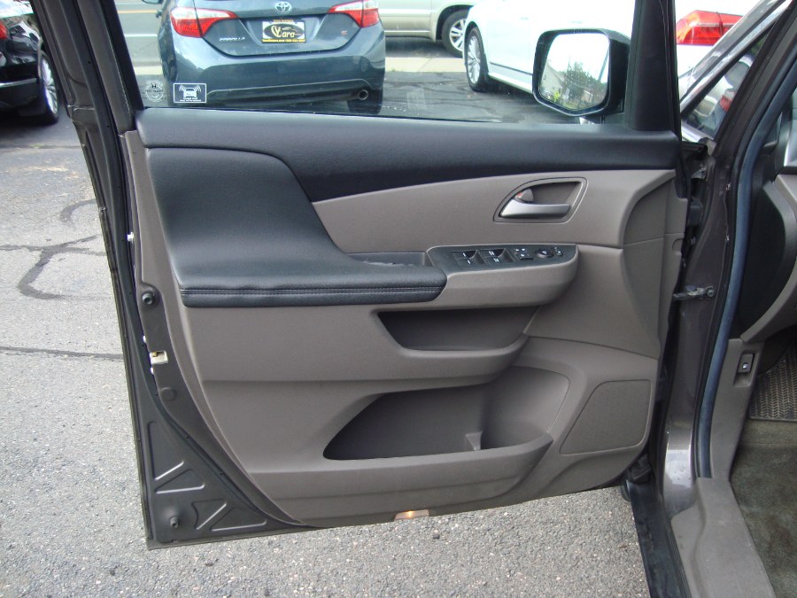 2012 Honda Odyssey 5dr EX-L, available for sale in Manchester, Connecticut | Yara Motors. Manchester, Connecticut 2012 Honda Odyssey 5dr EX-L, available for sale in Manchester, Connecticut | Yara Motors. Manchester, Connecticut