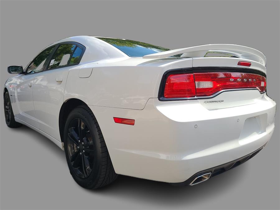 2014 Dodge Charger R/T AWD photo 13