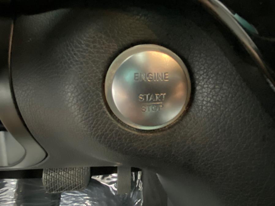 2015 Mercedes-Benz M-Class 4MATIC 4dr ML 350, available for sale in Linden, New Jersey | East Coast Auto Group. Linden, New Jersey 2015 Mercedes-Benz M-Class 4MATIC 4dr ML 350, available for sale in Linden, New Jersey | East Coast Auto Group. Linden, New Jersey
