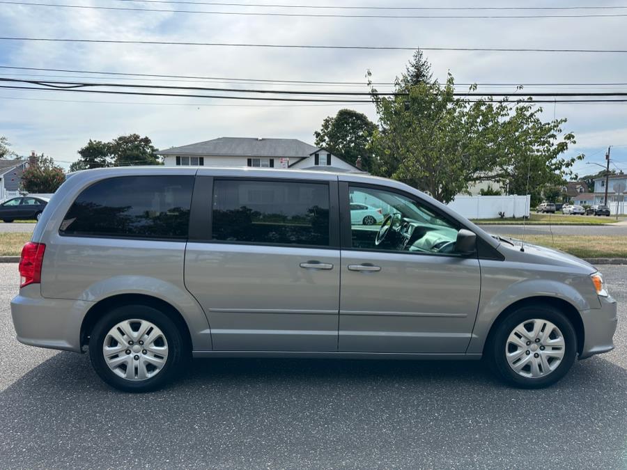 2015 Dodge Grand Caravan 4dr Wgn American Value Pkg, available for sale in Copiague, New York | Great Deal Motors. Copiague, New York 2015 Dodge Grand Caravan 4dr Wgn American Value Pkg, available for sale in Copiague, New York | Great Deal Motors. Copiague, New York