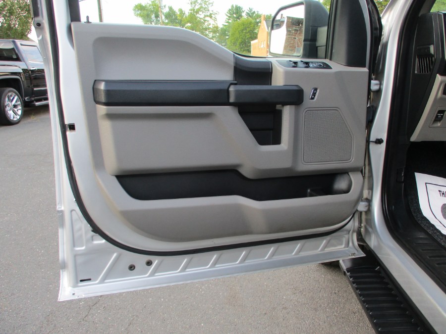2019 Ford F-150 XL 4WD SuperCrew 5.5'' Box, available for sale in Suffield, Connecticut | Suffield Auto LLC. Suffield, Connecticut 2019 Ford F-150 XL 4WD SuperCrew 5.5'' Box, available for sale in Suffield, Connecticut | Suffield Auto LLC. Suffield, Connecticut