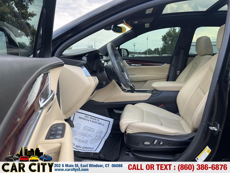 2017 Cadillac XT5 AWD 4dr Premium Luxury, available for sale in East Windsor, Connecticut | Car City LLC. East Windsor, Connecticut 2017 Cadillac XT5 AWD 4dr Premium Luxury, available for sale in East Windsor, Connecticut | Car City LLC. East Windsor, Connecticut