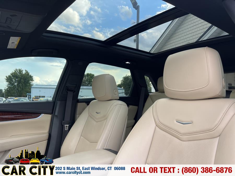 2017 Cadillac XT5 AWD 4dr Premium Luxury, available for sale in East Windsor, Connecticut | Car City LLC. East Windsor, Connecticut 2017 Cadillac XT5 AWD 4dr Premium Luxury, available for sale in East Windsor, Connecticut | Car City LLC. East Windsor, Connecticut