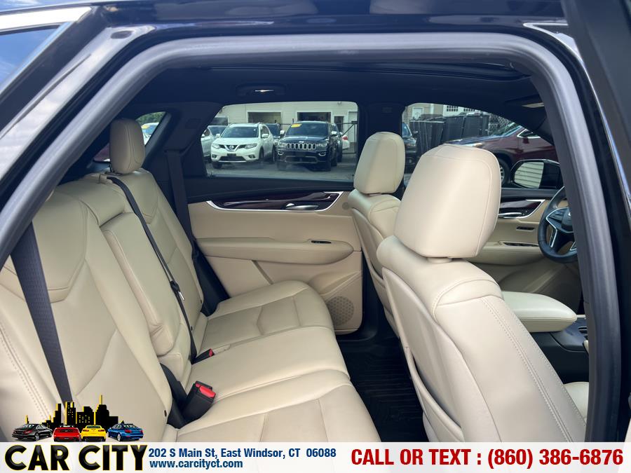 2017 Cadillac XT5 AWD 4dr Premium Luxury, available for sale in East Windsor, Connecticut | Car City LLC. East Windsor, Connecticut 2017 Cadillac XT5 AWD 4dr Premium Luxury, available for sale in East Windsor, Connecticut | Car City LLC. East Windsor, Connecticut