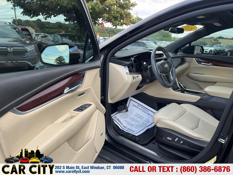 2017 Cadillac XT5 AWD 4dr Premium Luxury, available for sale in East Windsor, Connecticut | Car City LLC. East Windsor, Connecticut 2017 Cadillac XT5 AWD 4dr Premium Luxury, available for sale in East Windsor, Connecticut | Car City LLC. East Windsor, Connecticut