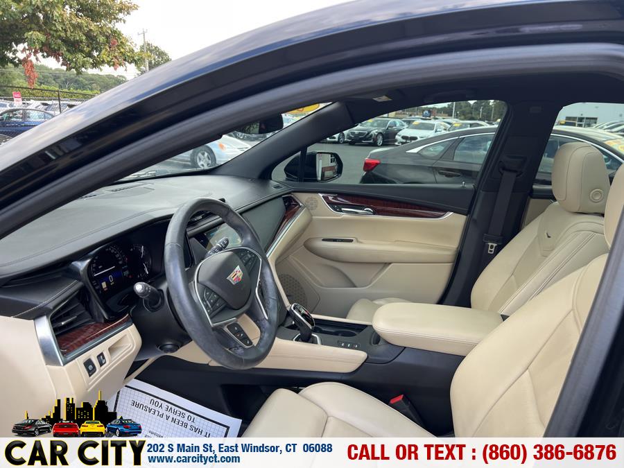2017 Cadillac XT5 AWD 4dr Premium Luxury, available for sale in East Windsor, Connecticut | Car City LLC. East Windsor, Connecticut 2017 Cadillac XT5 AWD 4dr Premium Luxury, available for sale in East Windsor, Connecticut | Car City LLC. East Windsor, Connecticut