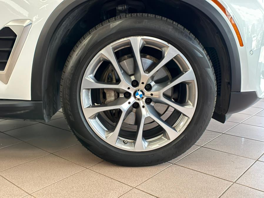 2024 BMW X5 xDrive40i Sports Activity Vehicle, available for sale in Massapequa Park, New York | Power Motors East. Massapequa Park, New York 2024 BMW X5 xDrive40i Sports Activity Vehicle, available for sale in Massapequa Park, New York | Power Motors East. Massapequa Park, New York