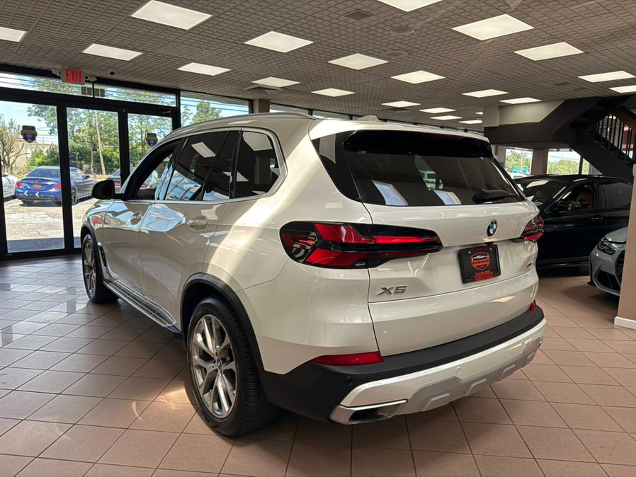 2024 BMW X5 xDrive40i Sports Activity Vehicle, available for sale in Massapequa Park, New York | Power Motors East. Massapequa Park, New York 2024 BMW X5 xDrive40i Sports Activity Vehicle, available for sale in Massapequa Park, New York | Power Motors East. Massapequa Park, New York