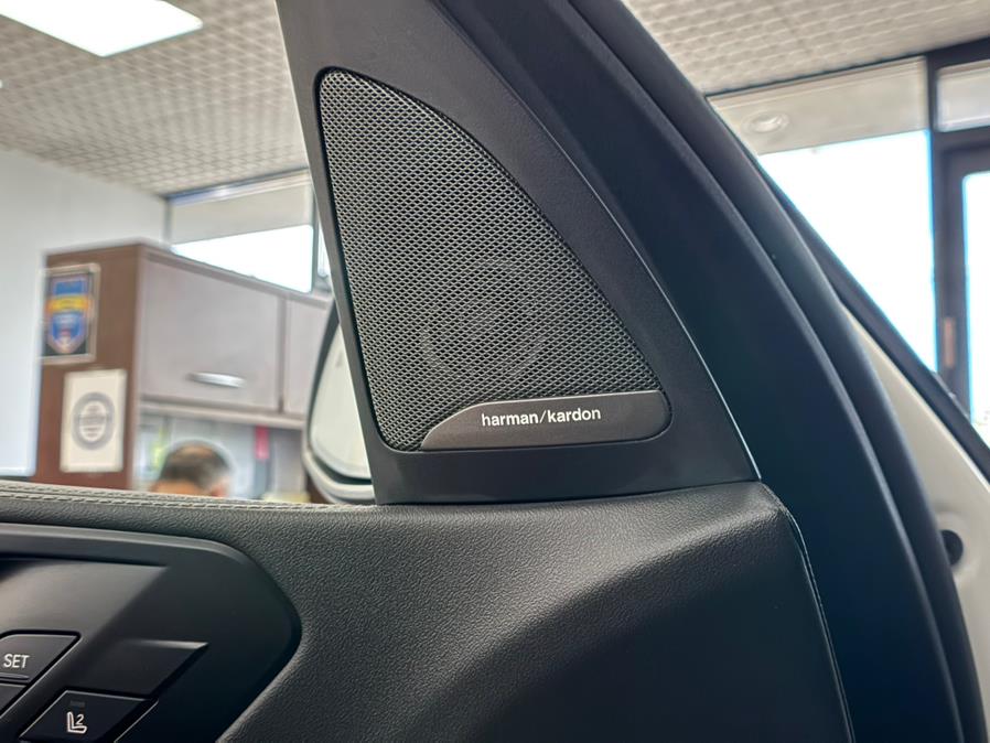 2024 BMW X5 xDrive40i Sports Activity Vehicle, available for sale in Massapequa Park, New York | Power Motors East. Massapequa Park, New York 2024 BMW X5 xDrive40i Sports Activity Vehicle, available for sale in Massapequa Park, New York | Power Motors East. Massapequa Park, New York