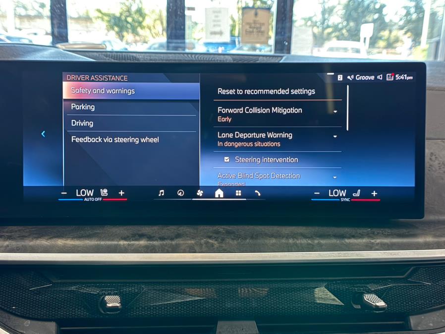 2024 BMW X5 xDrive40i Sports Activity Vehicle, available for sale in Massapequa Park, New York | Power Motors East. Massapequa Park, New York 2024 BMW X5 xDrive40i Sports Activity Vehicle, available for sale in Massapequa Park, New York | Power Motors East. Massapequa Park, New York