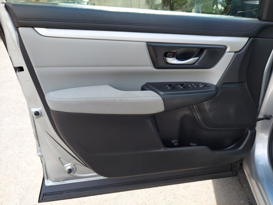 2018 Honda CR-V LX AWD, available for sale in East Windsor, Connecticut | United Auto Sales of E Windsor, Inc. East Windsor, Connecticut 2018 Honda CR-V LX AWD, available for sale in East Windsor, Connecticut | United Auto Sales of E Windsor, Inc. East Windsor, Connecticut