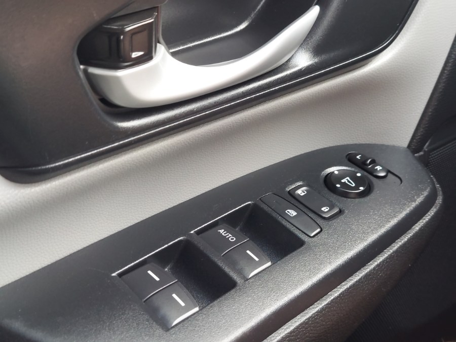 2018 Honda CR-V LX AWD, available for sale in East Windsor, Connecticut | United Auto Sales of E Windsor, Inc. East Windsor, Connecticut 2018 Honda CR-V LX AWD, available for sale in East Windsor, Connecticut | United Auto Sales of E Windsor, Inc. East Windsor, Connecticut