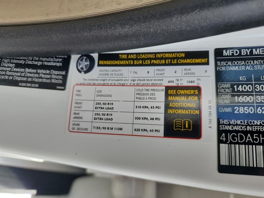 2015 Mercedes-Benz M-Class 4MATIC 4dr ML350, available for sale in Islip, New York | L.I. Auto Gallery. Islip, New York 2015 Mercedes-Benz M-Class 4MATIC 4dr ML350, available for sale in Islip, New York | L.I. Auto Gallery. Islip, New York