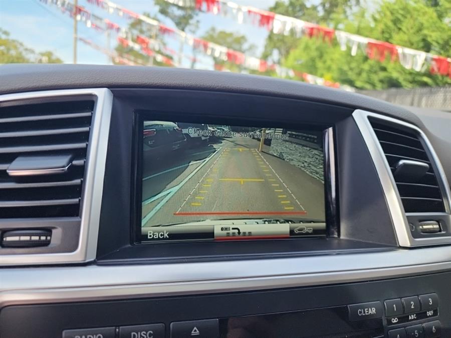 2015 Mercedes-Benz M-Class 4MATIC 4dr ML350, available for sale in Islip, New York | L.I. Auto Gallery. Islip, New York 2015 Mercedes-Benz M-Class 4MATIC 4dr ML350, available for sale in Islip, New York | L.I. Auto Gallery. Islip, New York