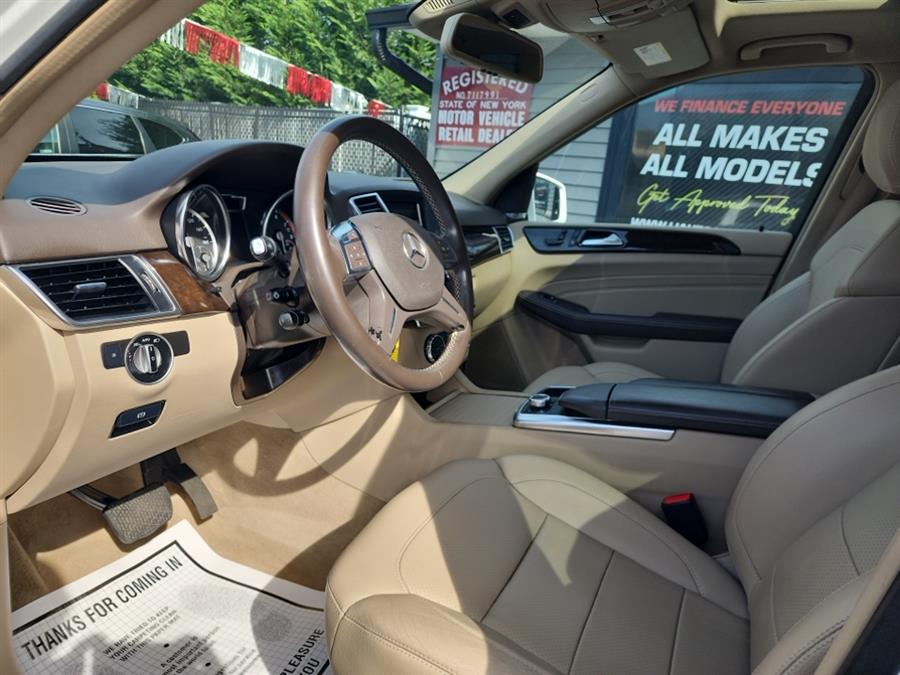 2015 Mercedes-Benz M-Class 4MATIC 4dr ML350, available for sale in Islip, New York | L.I. Auto Gallery. Islip, New York 2015 Mercedes-Benz M-Class 4MATIC 4dr ML350, available for sale in Islip, New York | L.I. Auto Gallery. Islip, New York
