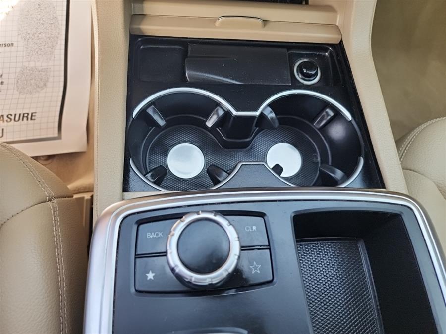 2015 Mercedes-Benz M-Class 4MATIC 4dr ML350, available for sale in Islip, New York | L.I. Auto Gallery. Islip, New York 2015 Mercedes-Benz M-Class 4MATIC 4dr ML350, available for sale in Islip, New York | L.I. Auto Gallery. Islip, New York
