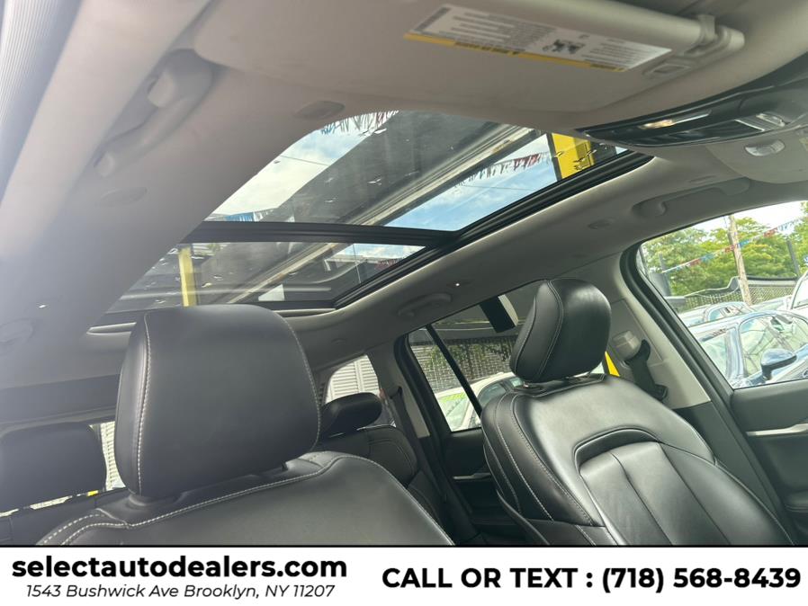 2023 Jeep Grand Cherokee 4xe 4x4, available for sale in Brooklyn, New York | Select Auto Dealers Corp. Brooklyn, New York 2023 Jeep Grand Cherokee 4xe 4x4, available for sale in Brooklyn, New York | Select Auto Dealers Corp. Brooklyn, New York