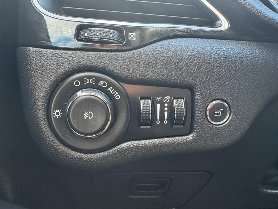 2019 Jeep Cherokee Latitude Plus 4x4, available for sale in New Britain, Connecticut | Supreme Automotive. New Britain, Connecticut 2019 Jeep Cherokee Latitude Plus 4x4, available for sale in New Britain, Connecticut | Supreme Automotive. New Britain, Connecticut