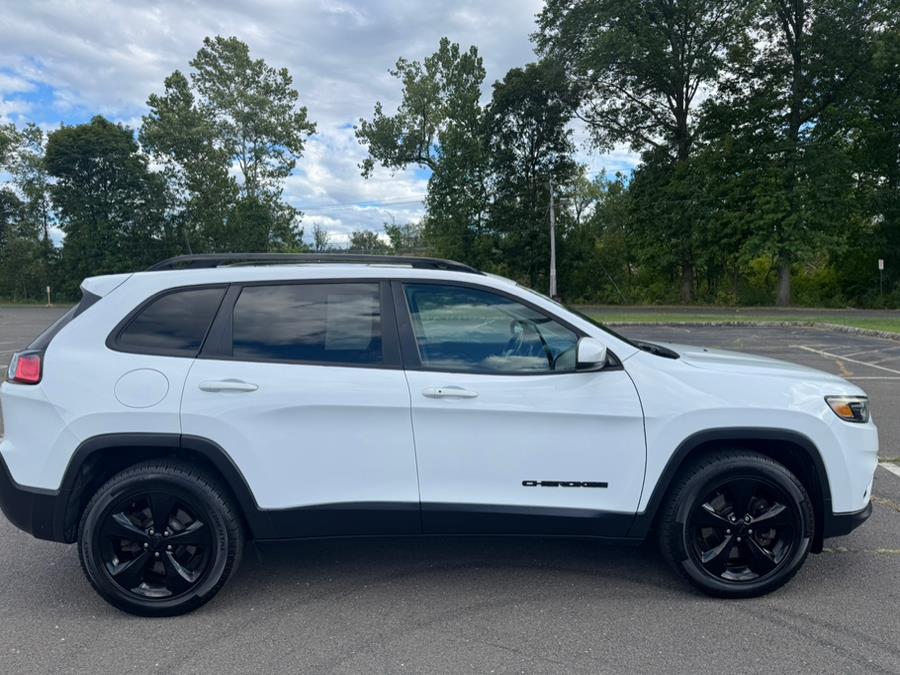 2019 Jeep Cherokee Latitude Plus 4x4, available for sale in New Britain, Connecticut | Supreme Automotive. New Britain, Connecticut 2019 Jeep Cherokee Latitude Plus 4x4, available for sale in New Britain, Connecticut | Supreme Automotive. New Britain, Connecticut
