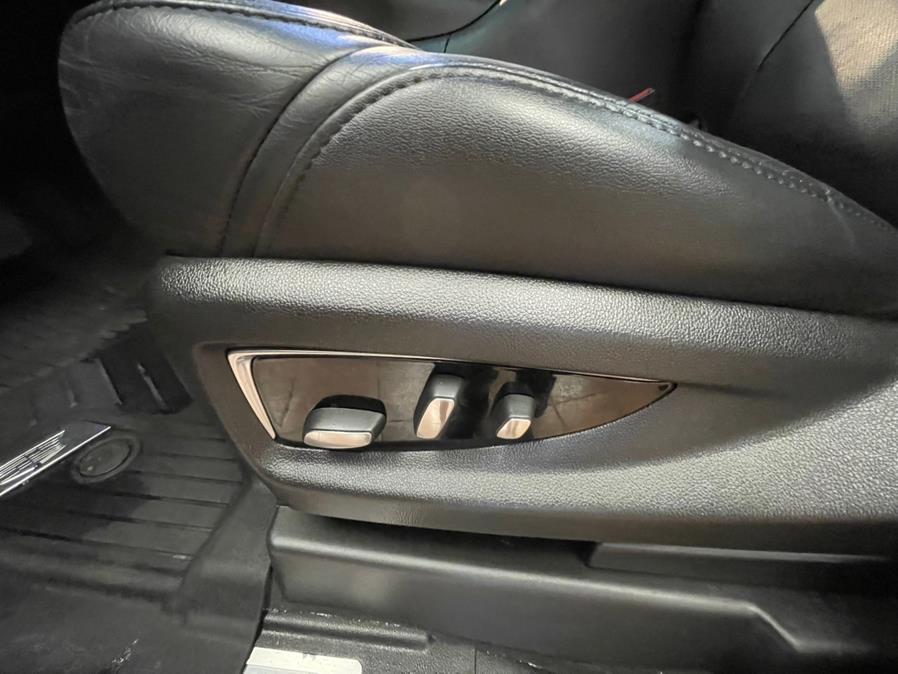 2018 Cadillac Escalade 4WD 4dr Luxury, available for sale in Suffern, New York | Rockland Motor Sport. Suffern, New York 2018 Cadillac Escalade 4WD 4dr Luxury, available for sale in Suffern, New York | Rockland Motor Sport. Suffern, New York