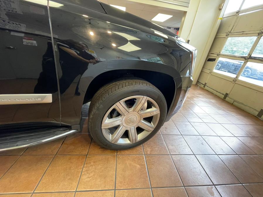 2018 Cadillac Escalade 4WD 4dr Luxury, available for sale in Suffern, New York | Rockland Motor Sport. Suffern, New York 2018 Cadillac Escalade 4WD 4dr Luxury, available for sale in Suffern, New York | Rockland Motor Sport. Suffern, New York