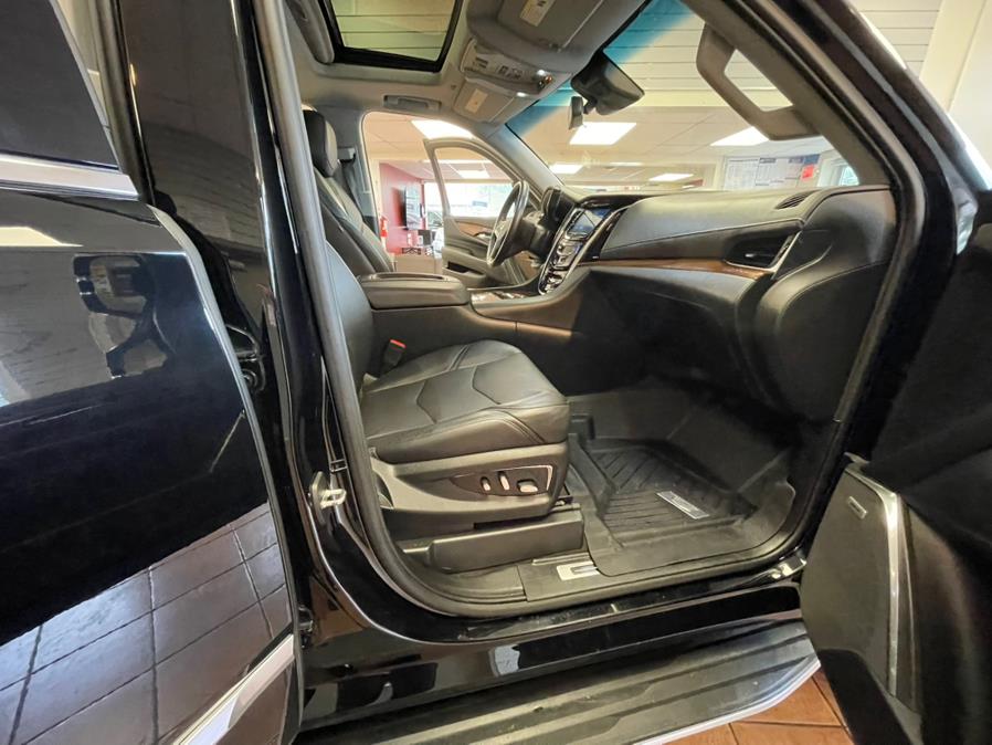 2018 Cadillac Escalade 4WD 4dr Luxury, available for sale in Suffern, New York | Rockland Motor Sport. Suffern, New York 2018 Cadillac Escalade 4WD 4dr Luxury, available for sale in Suffern, New York | Rockland Motor Sport. Suffern, New York