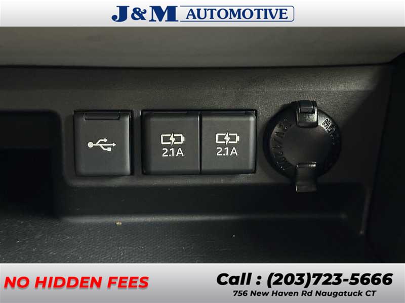 2021 Toyota Highlander Platinum, available for sale in Naugatuck, Connecticut | J&M Automotive Sls&Svc LLC. Naugatuck, Connecticut 2021 Toyota Highlander Platinum, available for sale in Naugatuck, Connecticut | J&M Automotive Sls&Svc LLC. Naugatuck, Connecticut
