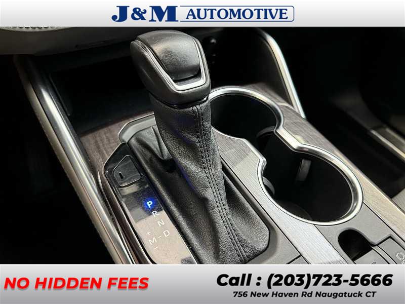 2021 Toyota Highlander Platinum, available for sale in Naugatuck, Connecticut | J&M Automotive Sls&Svc LLC. Naugatuck, Connecticut 2021 Toyota Highlander Platinum, available for sale in Naugatuck, Connecticut | J&M Automotive Sls&Svc LLC. Naugatuck, Connecticut