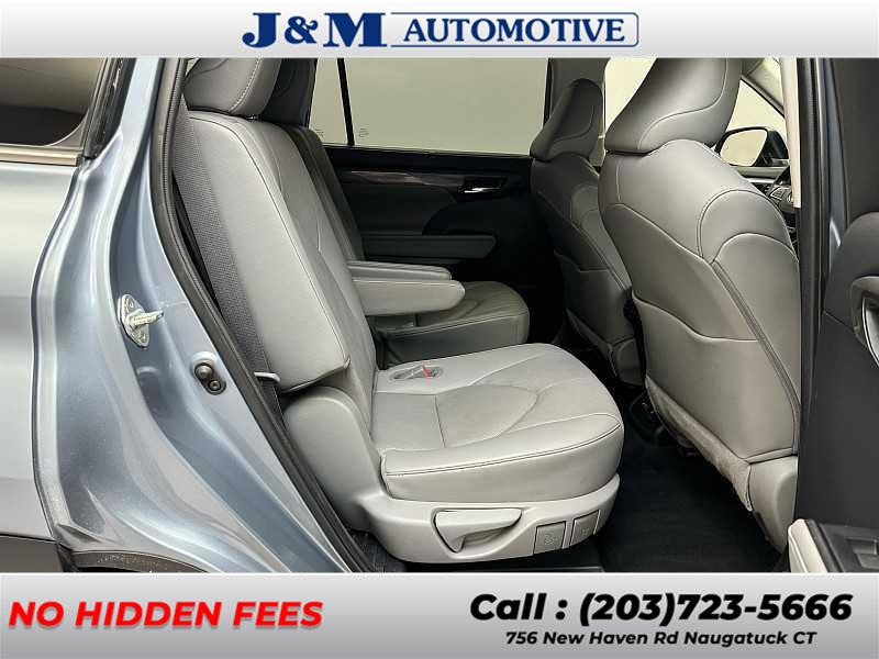 2021 Toyota Highlander Platinum, available for sale in Naugatuck, Connecticut | J&M Automotive Sls&Svc LLC. Naugatuck, Connecticut 2021 Toyota Highlander Platinum, available for sale in Naugatuck, Connecticut | J&M Automotive Sls&Svc LLC. Naugatuck, Connecticut