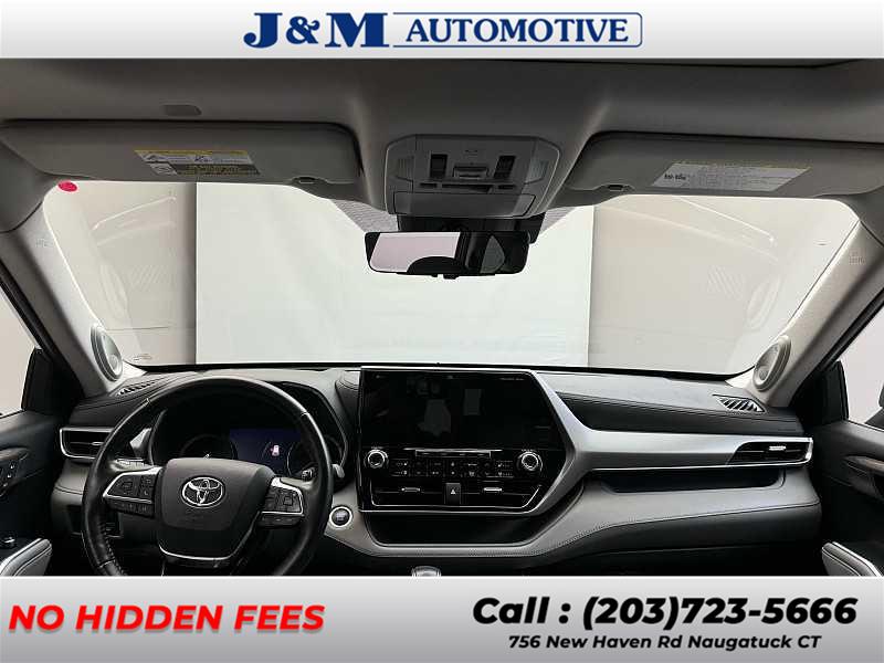 2021 Toyota Highlander Platinum, available for sale in Naugatuck, Connecticut | J&M Automotive Sls&Svc LLC. Naugatuck, Connecticut 2021 Toyota Highlander Platinum, available for sale in Naugatuck, Connecticut | J&M Automotive Sls&Svc LLC. Naugatuck, Connecticut
