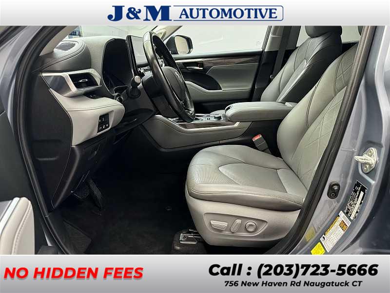 2021 Toyota Highlander Platinum, available for sale in Naugatuck, Connecticut | J&M Automotive Sls&Svc LLC. Naugatuck, Connecticut 2021 Toyota Highlander Platinum, available for sale in Naugatuck, Connecticut | J&M Automotive Sls&Svc LLC. Naugatuck, Connecticut