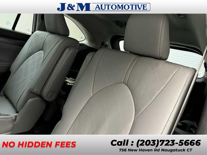 2021 Toyota Highlander Platinum, available for sale in Naugatuck, Connecticut | J&M Automotive Sls&Svc LLC. Naugatuck, Connecticut 2021 Toyota Highlander Platinum, available for sale in Naugatuck, Connecticut | J&M Automotive Sls&Svc LLC. Naugatuck, Connecticut