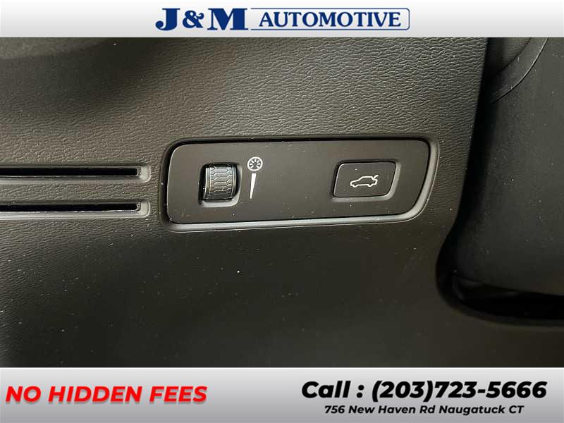2019 Volvo Xc40 Momentum, available for sale in Naugatuck, Connecticut | J&M Automotive Sls&Svc LLC. Naugatuck, Connecticut 2019 Volvo Xc40 Momentum, available for sale in Naugatuck, Connecticut | J&M Automotive Sls&Svc LLC. Naugatuck, Connecticut