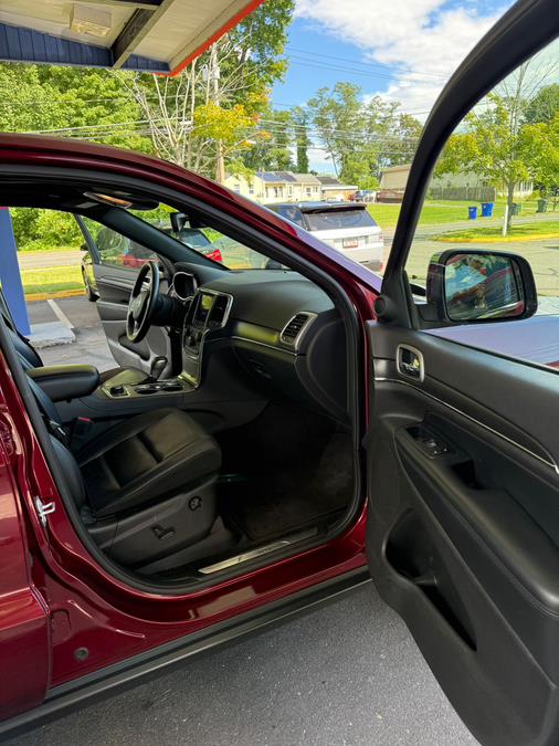 2018 Jeep Grand Cherokee Limited 4x4, available for sale in Windsor Locks, Connecticut | JANNA MOTORS LLC. Windsor Locks, Connecticut 2018 Jeep Grand Cherokee Limited 4x4, available for sale in Windsor Locks, Connecticut | JANNA MOTORS LLC. Windsor Locks, Connecticut