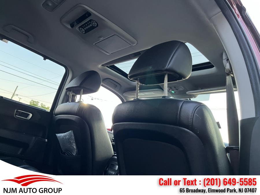 2013 Honda Pilot 4WD 4dr Touring w/RES & Navi, available for sale in Elmwood Park, New Jersey | NJM Auto Group. Elmwood Park, New Jersey 2013 Honda Pilot 4WD 4dr Touring w/RES & Navi, available for sale in Elmwood Park, New Jersey | NJM Auto Group. Elmwood Park, New Jersey