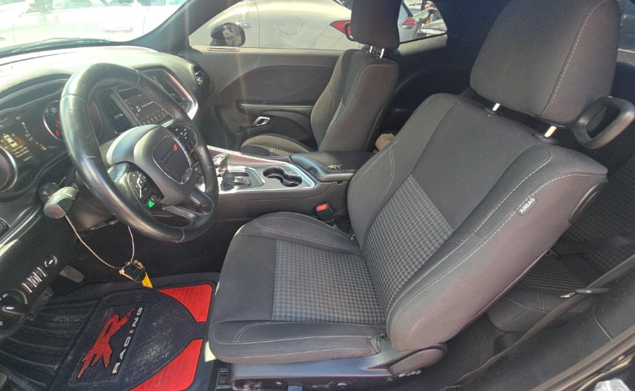 2019 Dodge Challenger SXT AWD, available for sale in Fort Myers, Florida | Carlux Fort Myers. Fort Myers, Florida 2019 Dodge Challenger SXT AWD, available for sale in Fort Myers, Florida | Carlux Fort Myers. Fort Myers, Florida
