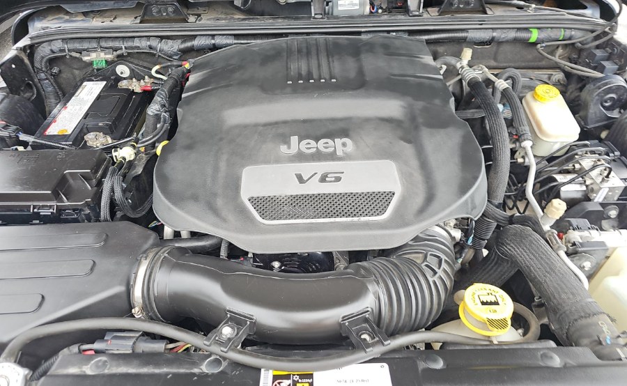 2016 Jeep Wrangler Unlimited 4WD 4dr Sport, available for sale in Fort Myers, Florida | Carlux Fort Myers. Fort Myers, Florida 2016 Jeep Wrangler Unlimited 4WD 4dr Sport, available for sale in Fort Myers, Florida | Carlux Fort Myers. Fort Myers, Florida