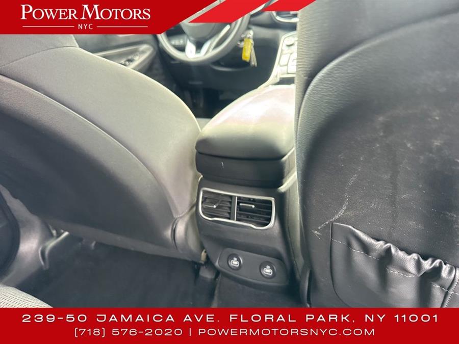 2021 Hyundai Santa Fe SE, available for sale in Floral Park, New York | Shop Auto NY. Floral Park, New York 2021 Hyundai Santa Fe SE, available for sale in Floral Park, New York | Shop Auto NY. Floral Park, New York