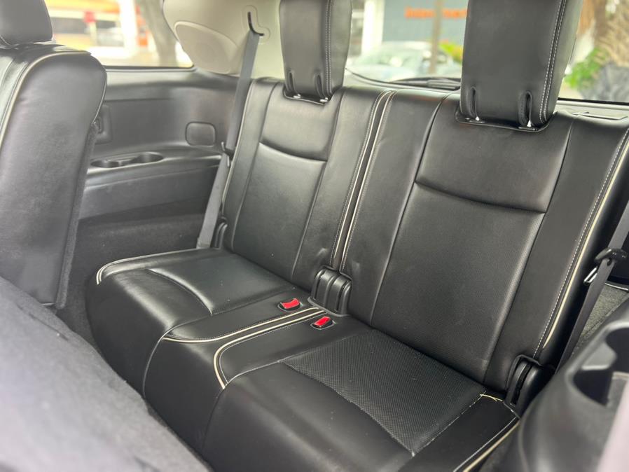 2016 INFINITI QX60 AWD 4dr, available for sale in Hialeah, Florida | The Palm Motors LLC. Hialeah, Florida 2016 INFINITI QX60 AWD 4dr, available for sale in Hialeah, Florida | The Palm Motors LLC. Hialeah, Florida