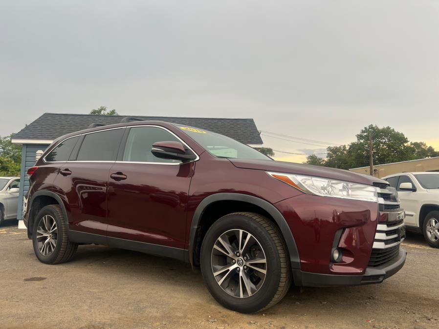 2019 Toyota Highlander LE V6 AWD (Natl), available for sale in New Haven, Connecticut | Angela’s Auto Emporium LLC. New Haven, Connecticut