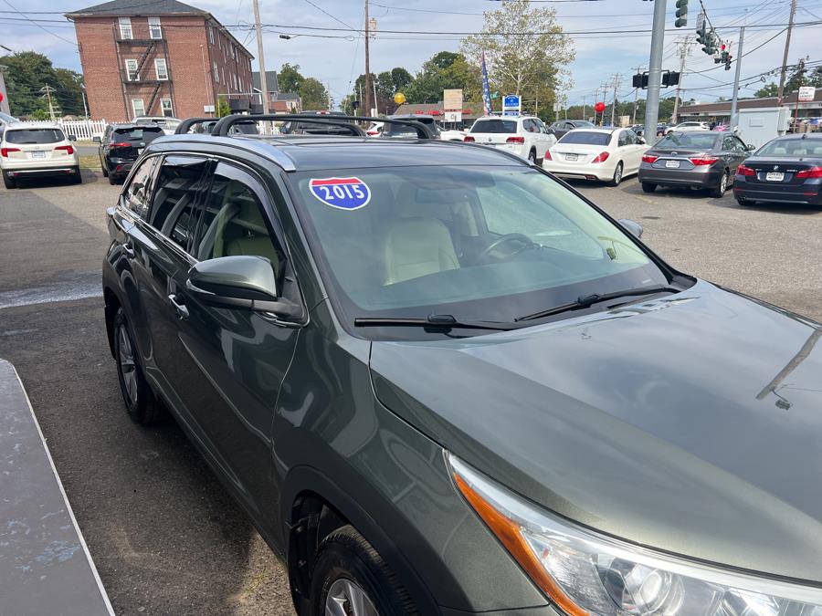 2015 Toyota Highlander AWD 4dr V6 XLE (Natl), available for sale in Milford, Connecticut | Korhan LLC DBA Superior Motors. Milford, Connecticut 2015 Toyota Highlander AWD 4dr V6 XLE (Natl), available for sale in Milford, Connecticut | Korhan LLC DBA Superior Motors. Milford, Connecticut