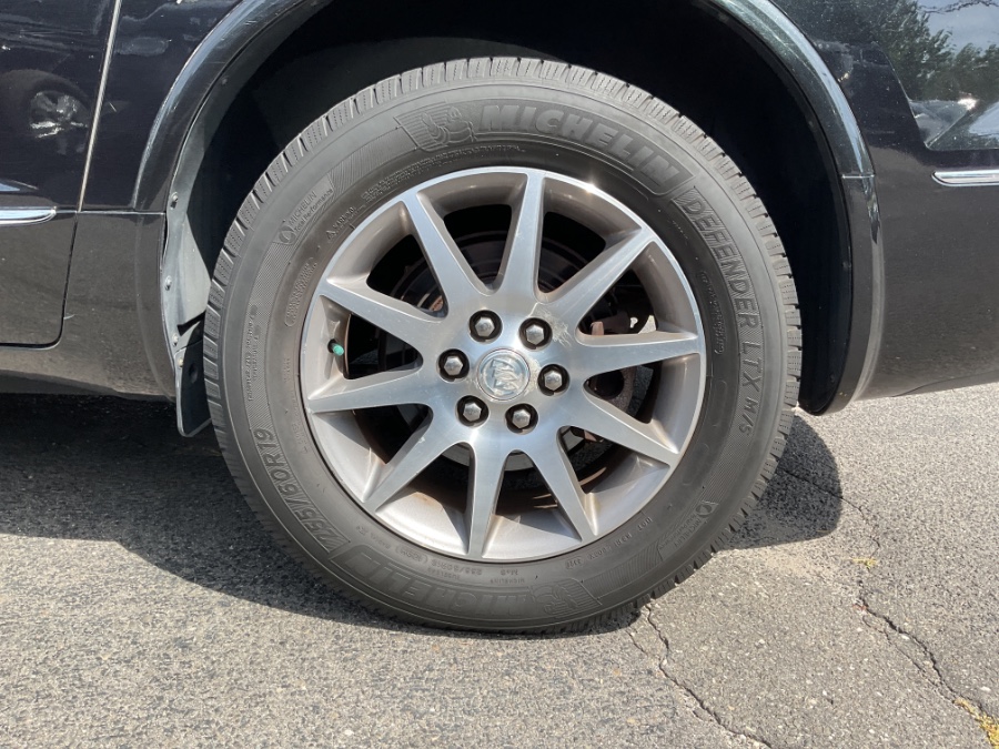 2015 Buick Enclave AWD 4dr Leather, available for sale in Waterbury, Connecticut | Jim Juliani Motors. Waterbury, Connecticut 2015 Buick Enclave AWD 4dr Leather, available for sale in Waterbury, Connecticut | Jim Juliani Motors. Waterbury, Connecticut