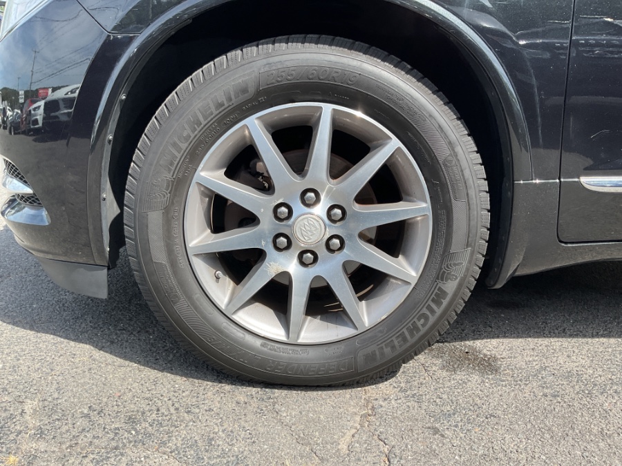 2015 Buick Enclave AWD 4dr Leather, available for sale in Waterbury, Connecticut | Jim Juliani Motors. Waterbury, Connecticut 2015 Buick Enclave AWD 4dr Leather, available for sale in Waterbury, Connecticut | Jim Juliani Motors. Waterbury, Connecticut