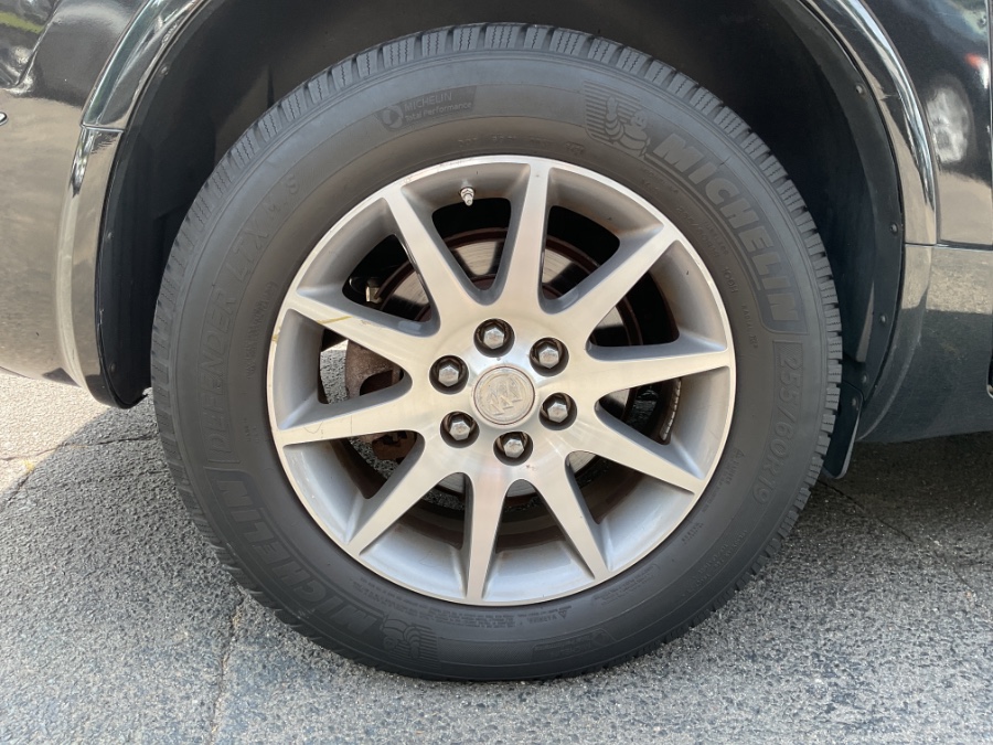 2015 Buick Enclave AWD 4dr Leather, available for sale in Waterbury, Connecticut | Jim Juliani Motors. Waterbury, Connecticut 2015 Buick Enclave AWD 4dr Leather, available for sale in Waterbury, Connecticut | Jim Juliani Motors. Waterbury, Connecticut