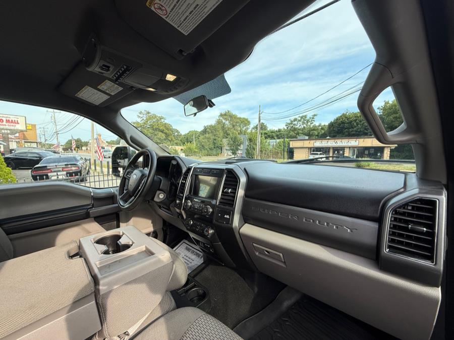 2019 Ford Super Duty F-250 SRW XLT 4WD Crew Cab 6.75'' Box, available for sale in Huntington Station, New York | Huntington Auto Mall. Huntington Station, New York 2019 Ford Super Duty F-250 SRW XLT 4WD Crew Cab 6.75'' Box, available for sale in Huntington Station, New York | Huntington Auto Mall. Huntington Station, New York