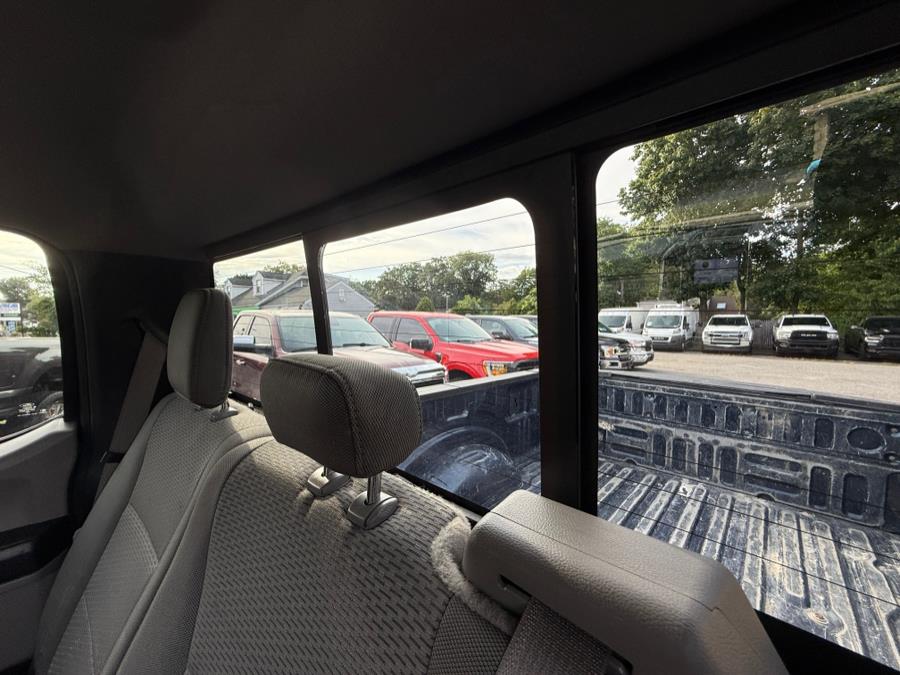 2019 Ford Super Duty F-250 SRW XLT 4WD Crew Cab 6.75'' Box, available for sale in Huntington Station, New York | Huntington Auto Mall. Huntington Station, New York 2019 Ford Super Duty F-250 SRW XLT 4WD Crew Cab 6.75'' Box, available for sale in Huntington Station, New York | Huntington Auto Mall. Huntington Station, New York