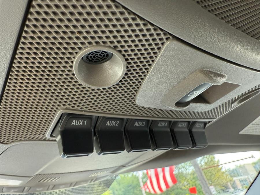 2019 Ford Super Duty F-250 SRW XLT 4WD Crew Cab 6.75'' Box, available for sale in Huntington Station, New York | Huntington Auto Mall. Huntington Station, New York 2019 Ford Super Duty F-250 SRW XLT 4WD Crew Cab 6.75'' Box, available for sale in Huntington Station, New York | Huntington Auto Mall. Huntington Station, New York